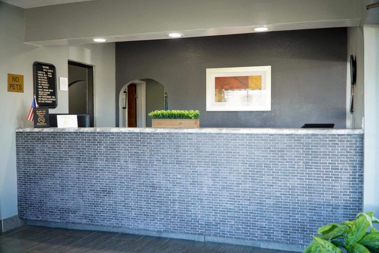 Southern Inn And Suites スパータンバーグ エクステリア 写真